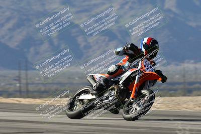 media/Jan-15-2026-Racers Edge (Thu) [[dfebeb70ab]]/3-B Group/Session 1 Turn 8/